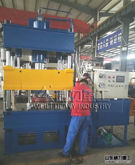 100噸大臺(tái)面液壓機(jī)