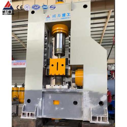 800噸框架式液壓機(jī)(多向鍛造生產(chǎn)設(shè)備) 800噸框架式液壓機(jī)(多向鍛造生產(chǎn)設(shè)備)