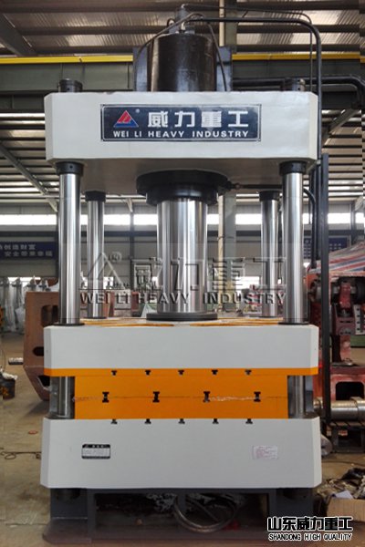 315噸四柱三梁液壓機(jī)