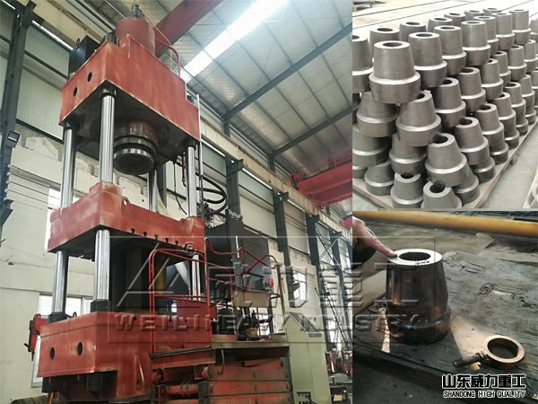 濟南客戶630噸四柱液壓機試機