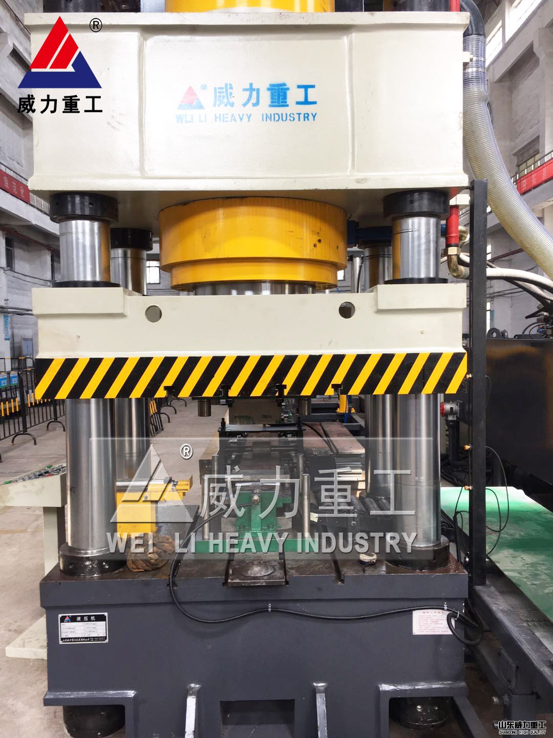 630噸錨桿托盤液壓機現場