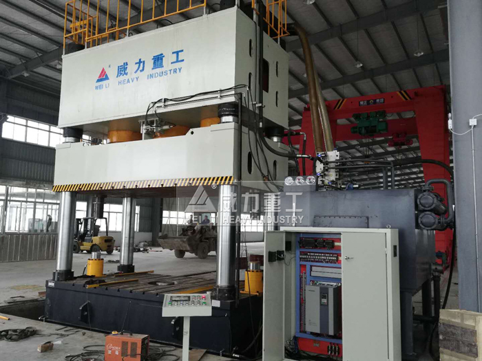 2000噸濾板成型四柱液壓機(jī)