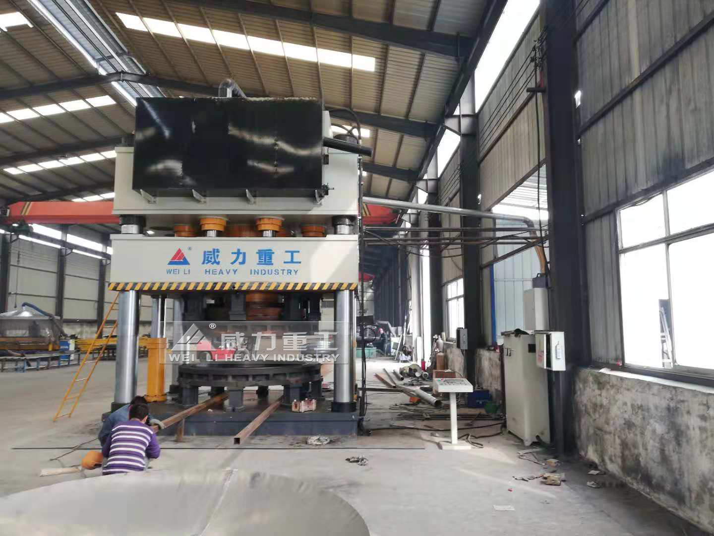 山東威力重工封頭液壓機型號齊全