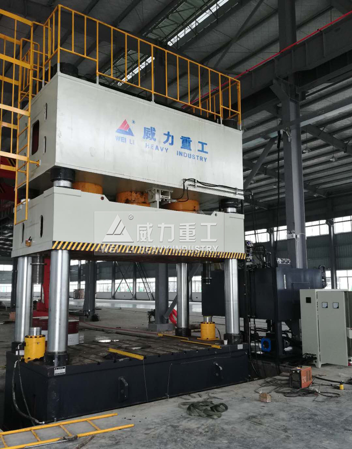 山東威力重工壓濾機濾板專用四柱液壓機