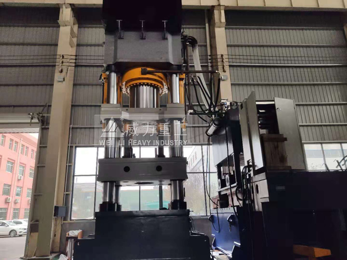 1800噸鐵粉壓塊液壓機廠家