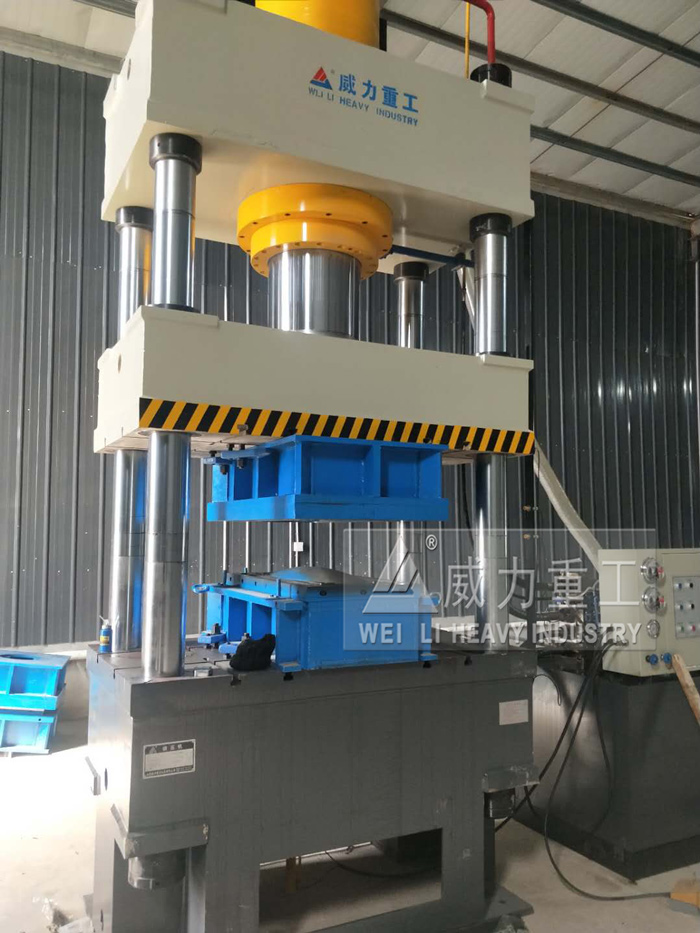 快速不銹鋼水箱液壓機(jī)